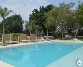  Rancho Macloy Hotel Spa & Social Events  Хьютепек
